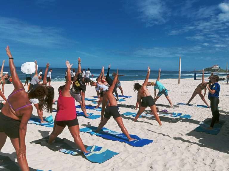 Aulas de Yoga no Saquarema Surf Festival (WSL) – Circuito Banco do Brasil – Abril 2023
